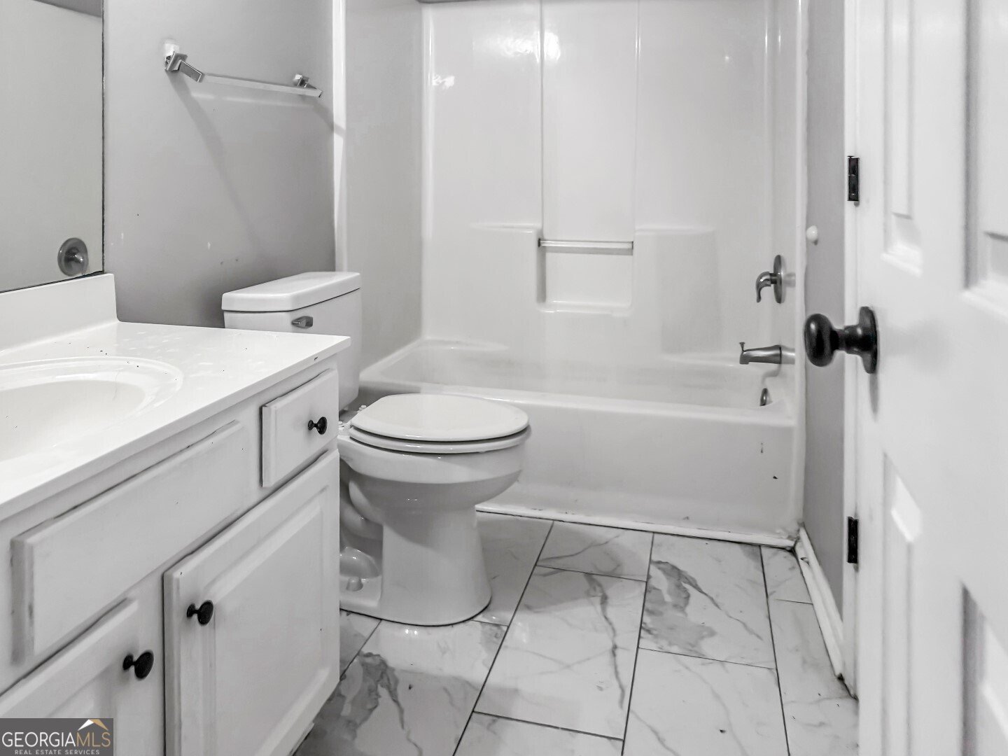 205 Ashbrooke Court Macon - 35