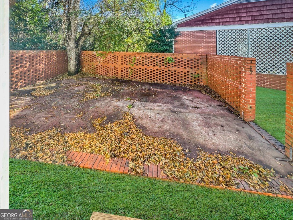 150 Georgia Avenue Barnesville - 46