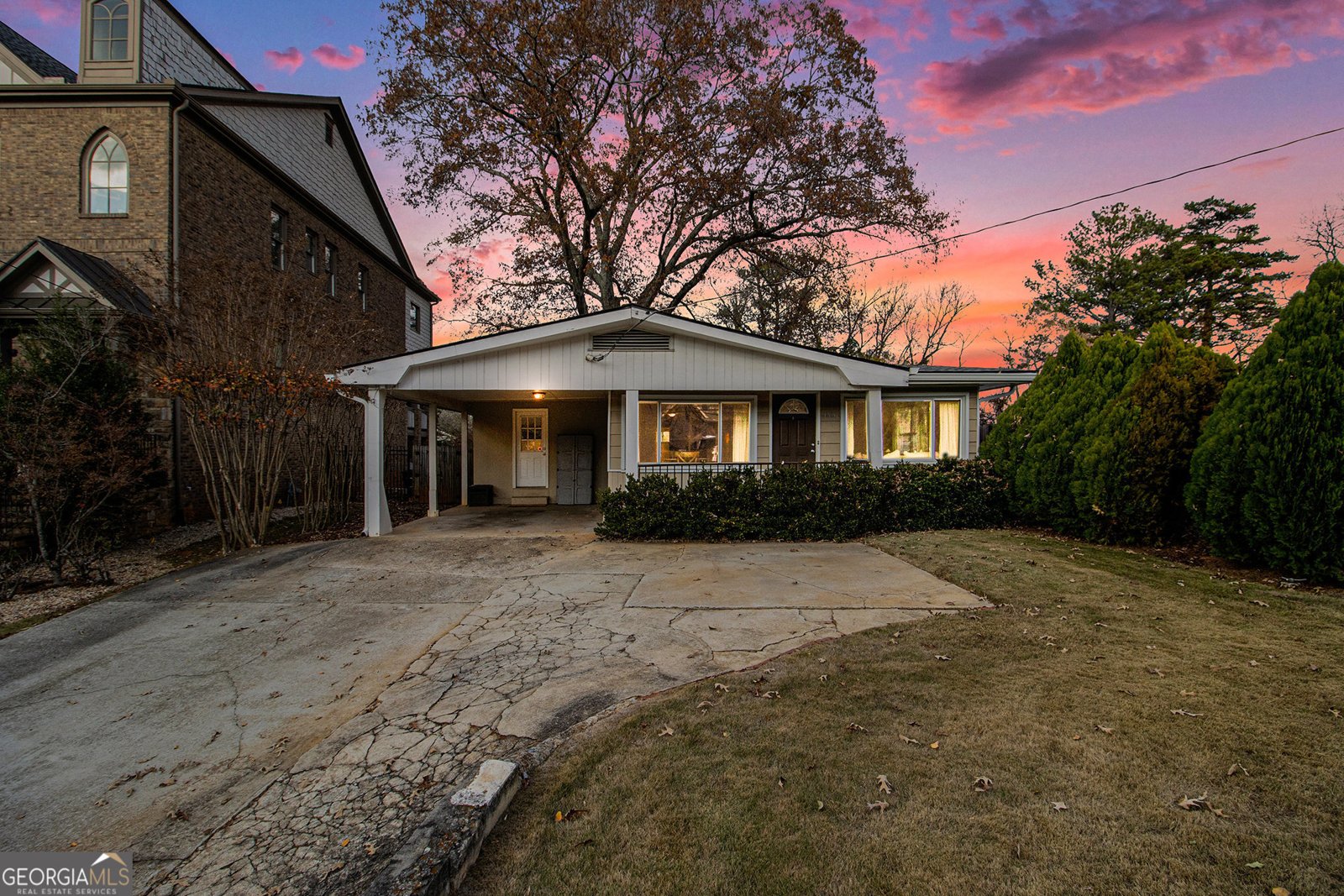 1320 Windsor Parkway Atlanta - 33