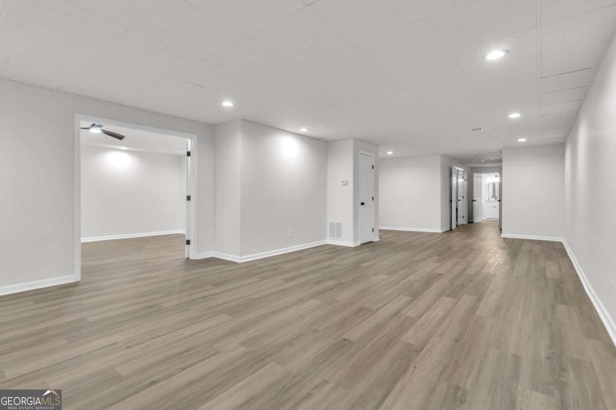 631 Braidwood Drive Acworth - 55