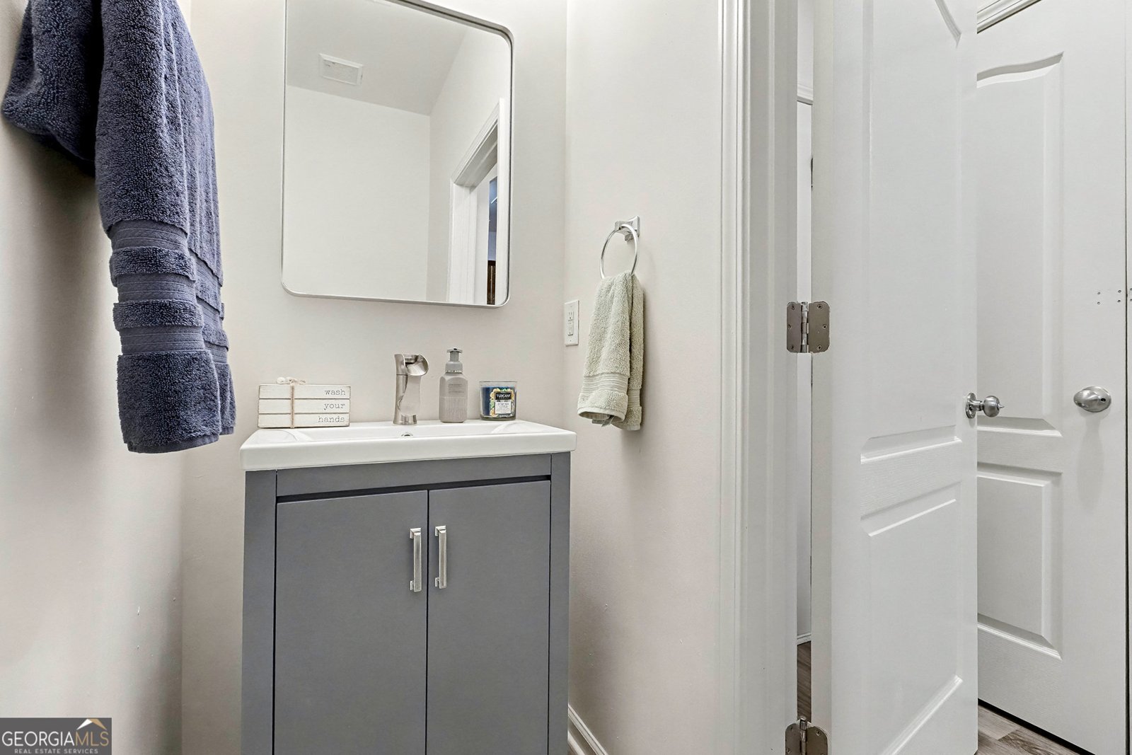 6591 Splitpine Court South Fulton - 11