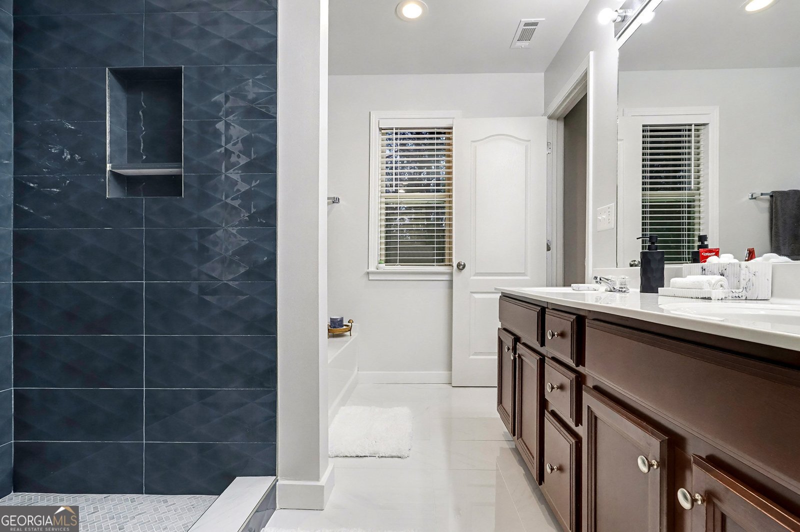 6591 Splitpine Court South Fulton - 15