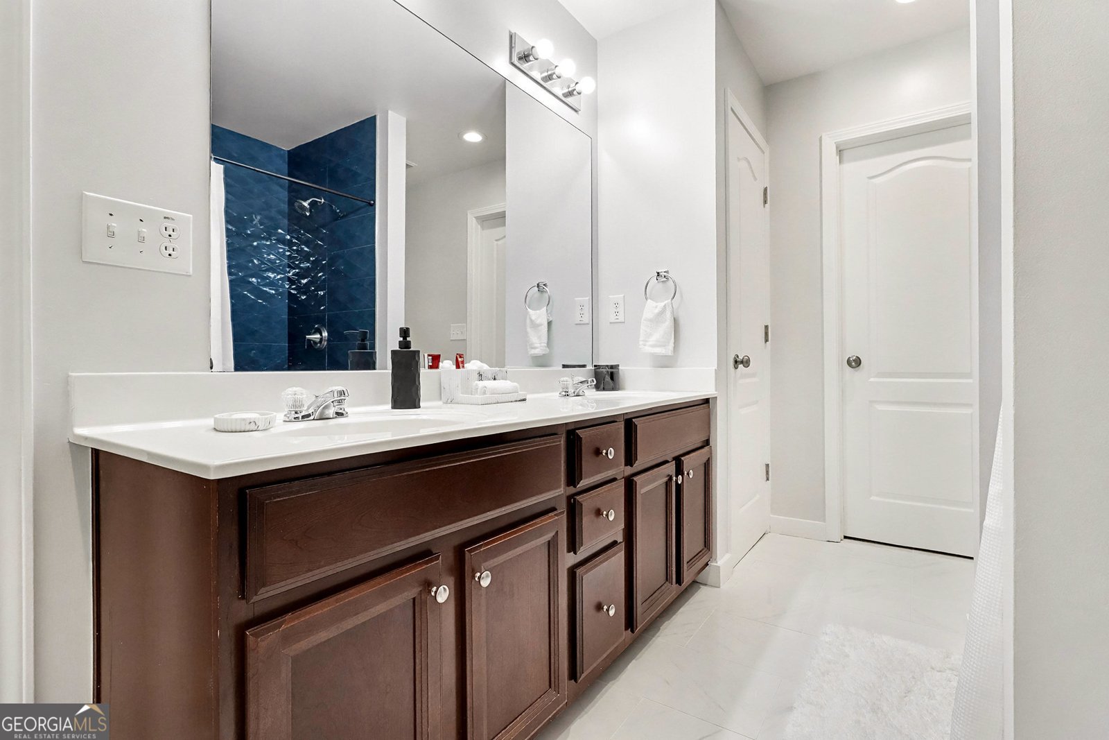 6591 Splitpine Court South Fulton - 16