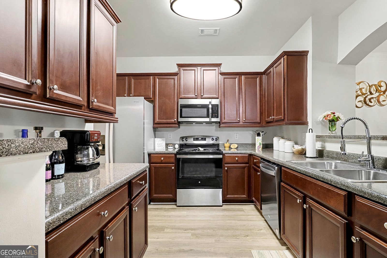 6591 Splitpine Court South Fulton - 8