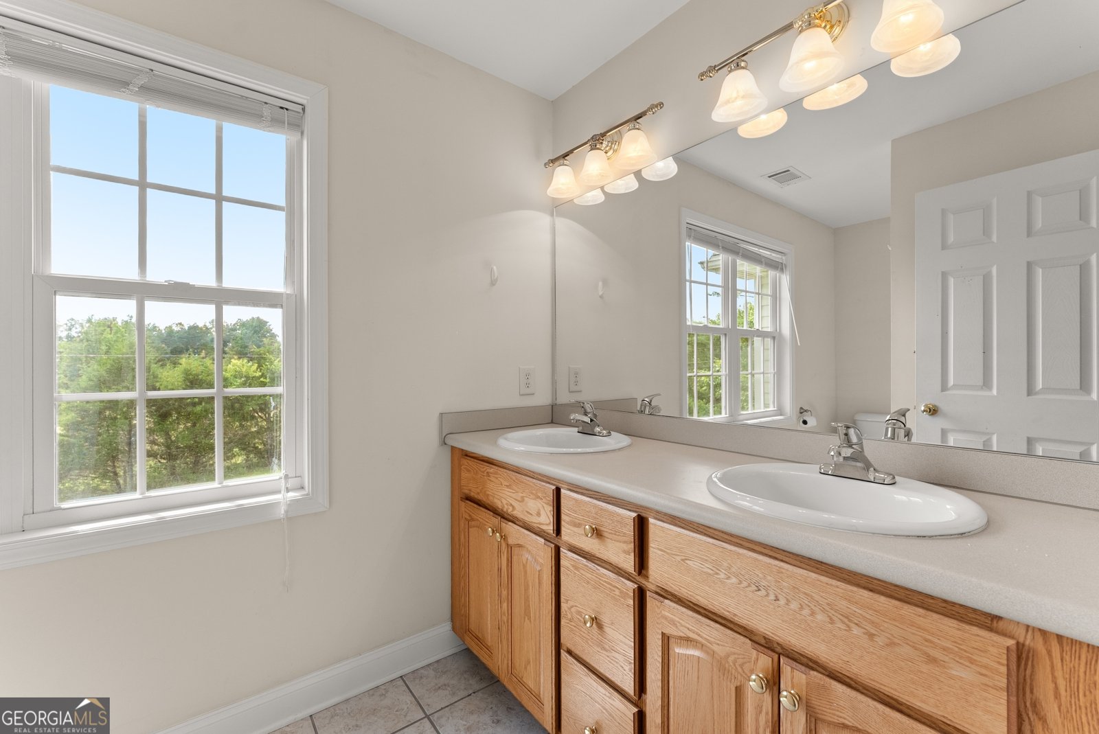 930 Heads Ferry Road Cornelia - 27