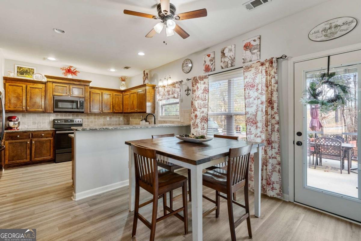 3677 Vine Springs Trace Bethlehem - 16