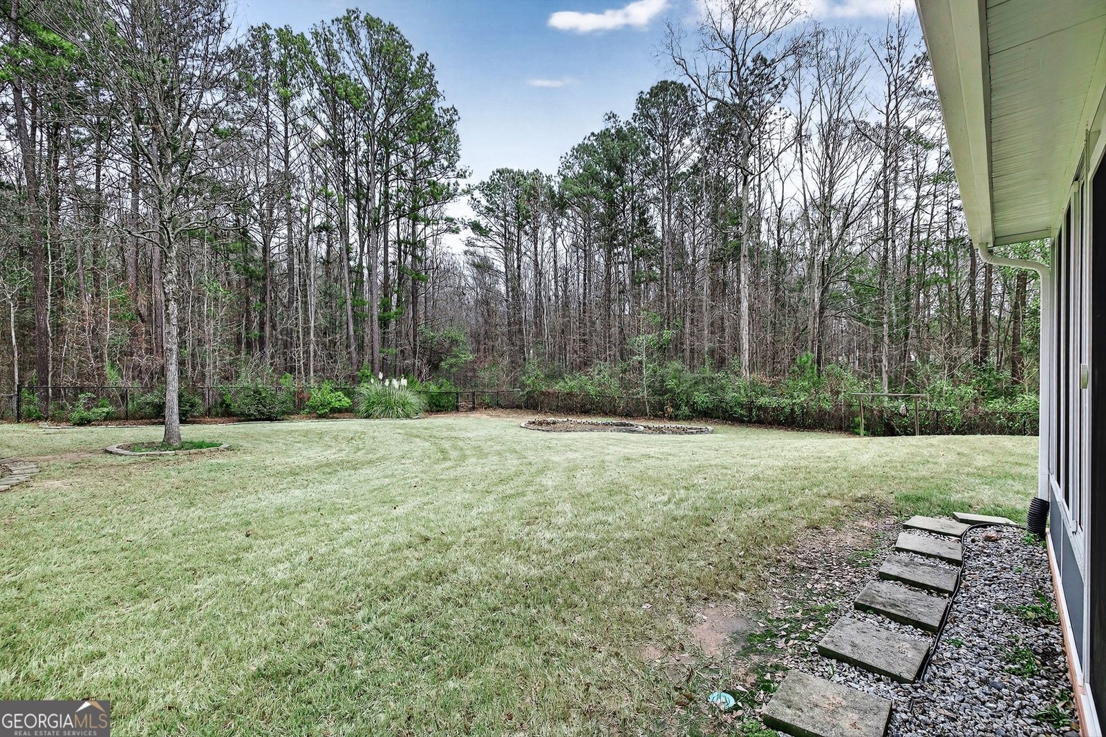 150 Riverside Drive Sharpsburg - 12