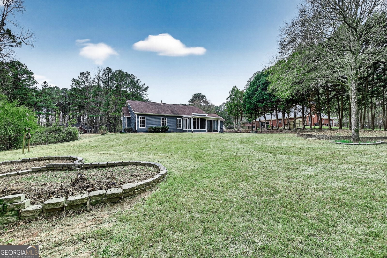 150 Riverside Drive Sharpsburg - 13