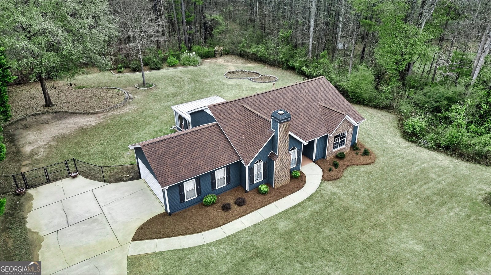 150 Riverside Drive Sharpsburg - 22