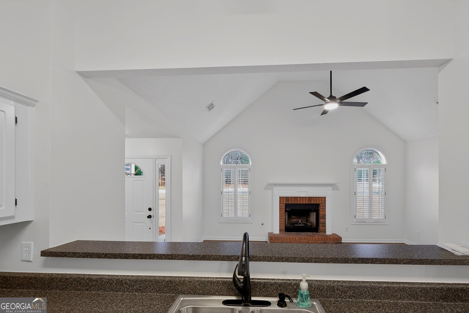 150 Riverside Drive Sharpsburg - 37