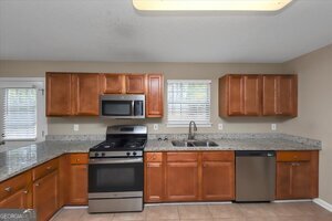 358 Ermines Way McDonough - 5