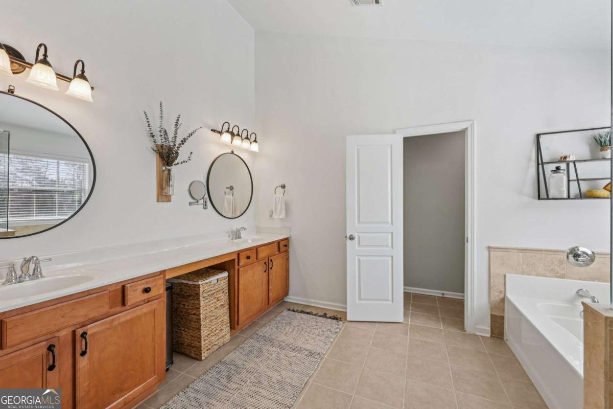 3430 Kentwater Drive Buford - 27