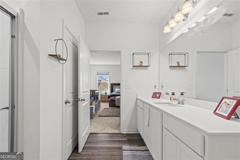 706 BENTWATER Way Hoschton - 16