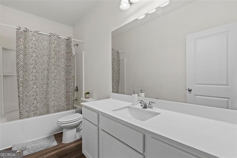 706 BENTWATER Way Hoschton - 21