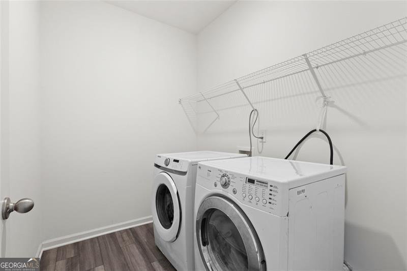 706 BENTWATER Way Hoschton - 22