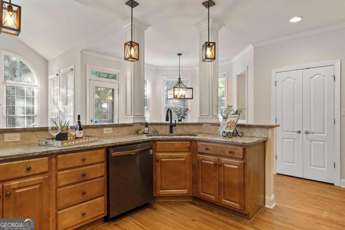 6427 Blue Water Drive Buford - 17