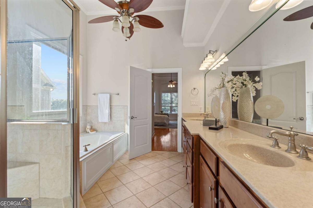 6427 Blue Water Drive Buford - 24