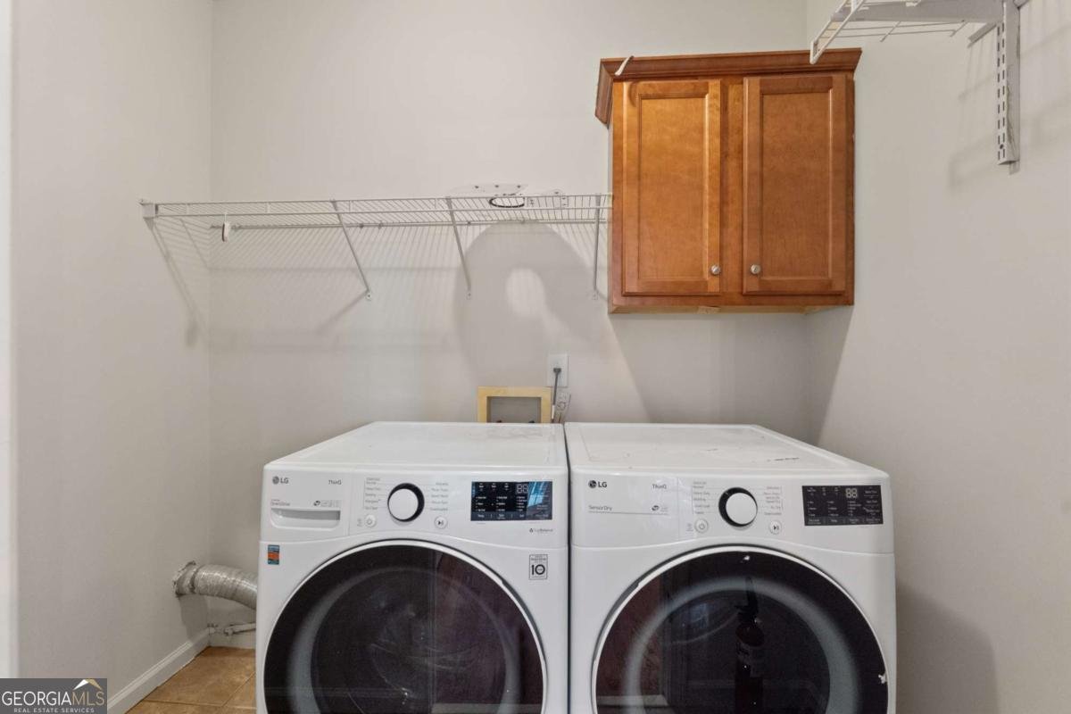 6427 Blue Water Drive Buford - 29