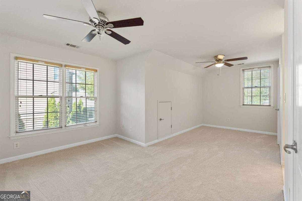 6427 Blue Water Drive Buford - 32