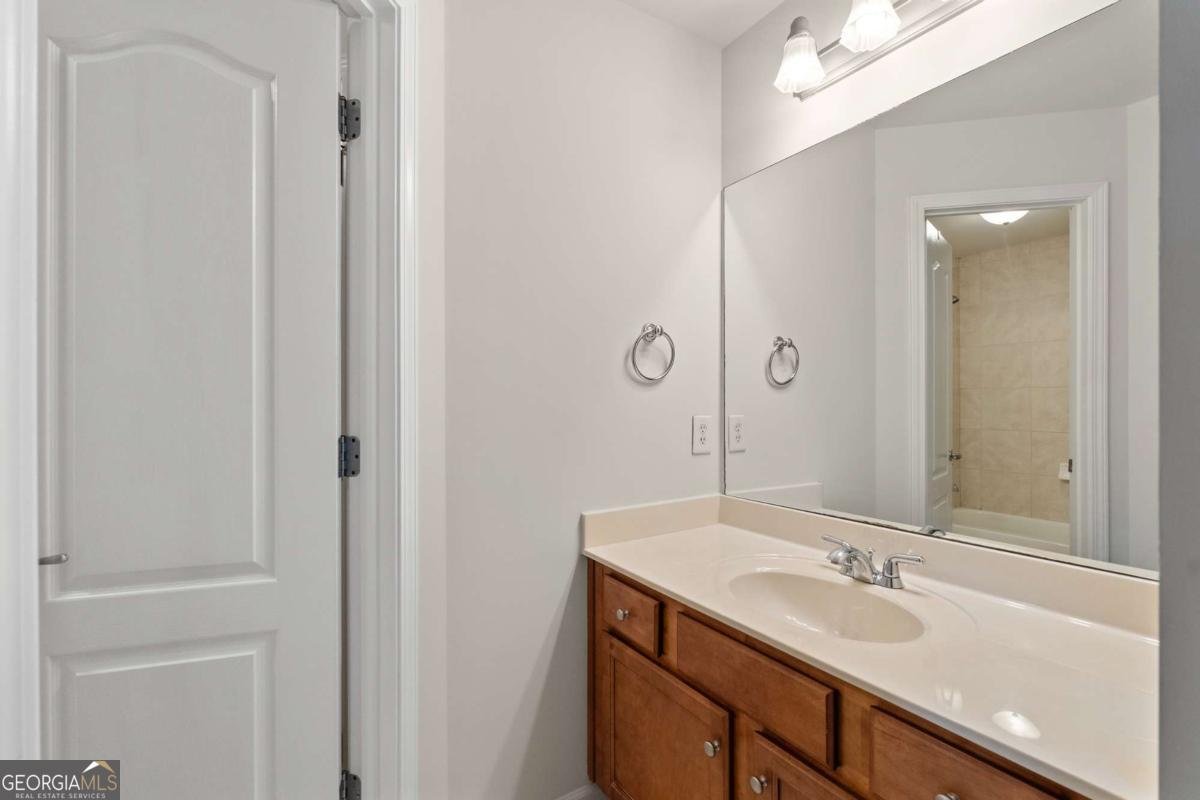 6427 Blue Water Drive Buford - 39