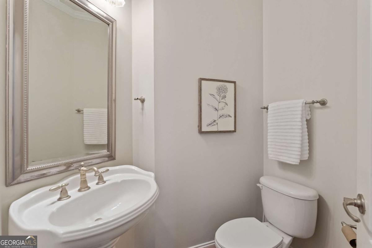 6427 Blue Water Drive Buford - 40