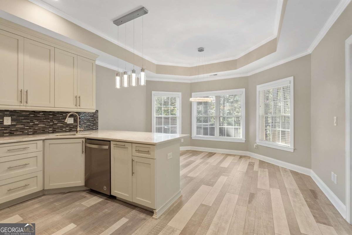 6427 Blue Water Drive Buford - 47