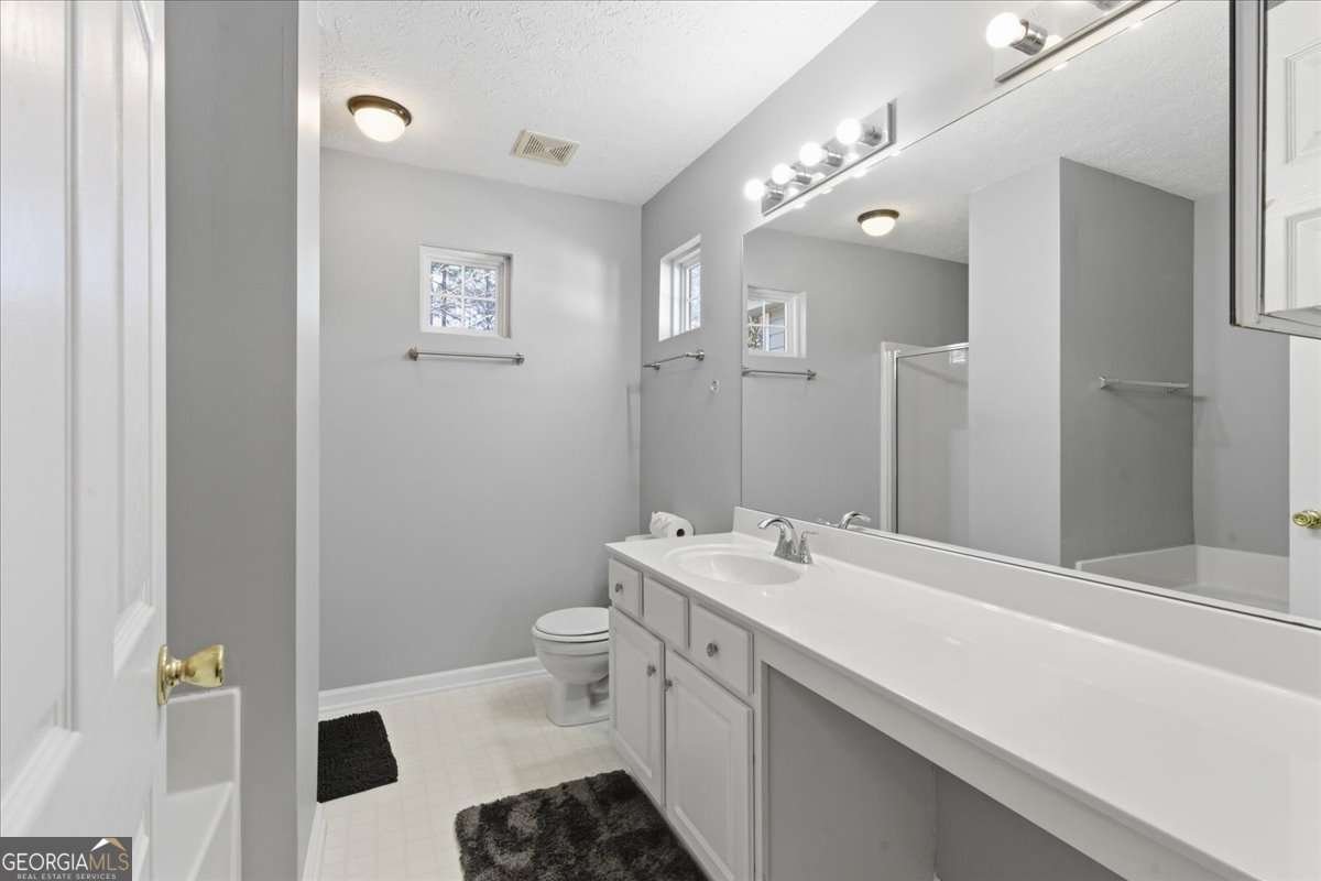 156 Oaks Place Woodstock - 23