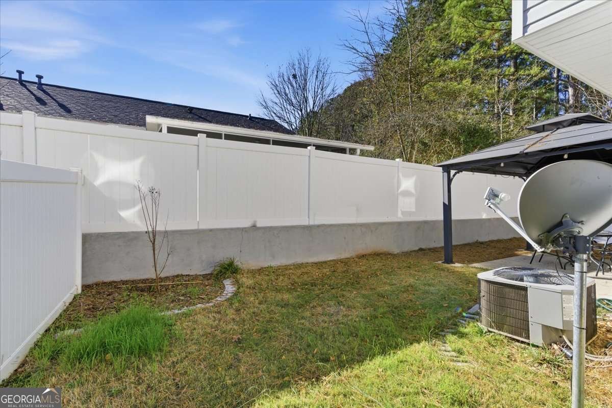 156 Oaks Place Woodstock - 31