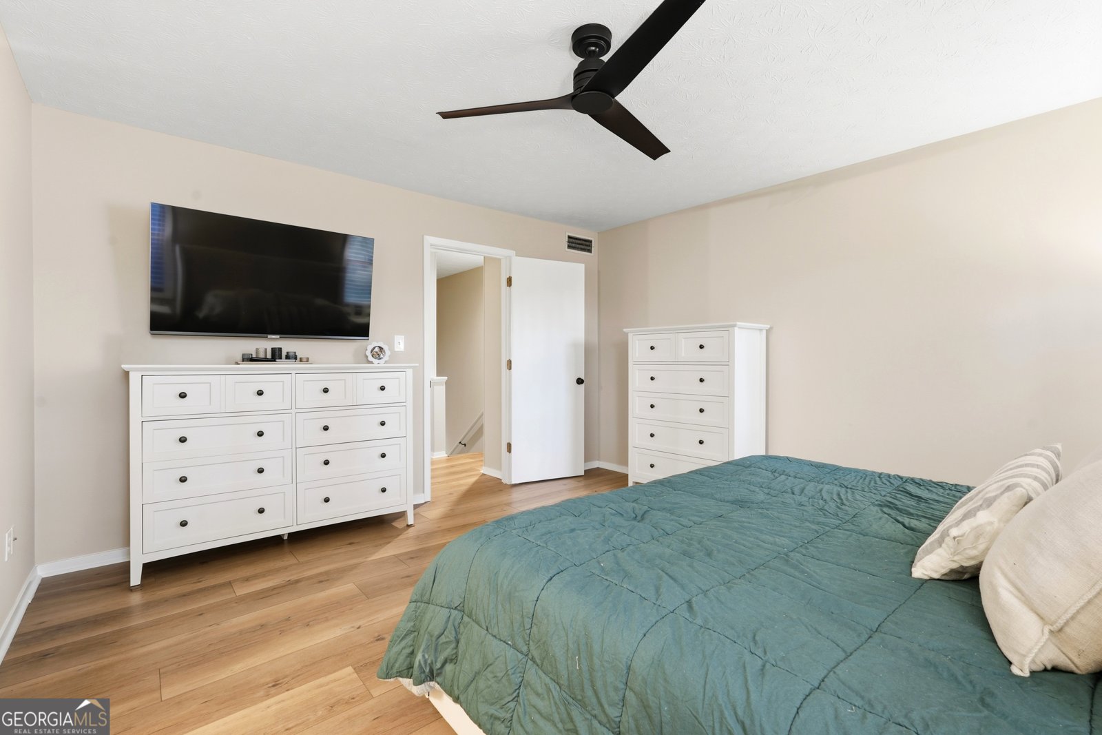 645 Anderson Walk Marietta - 14