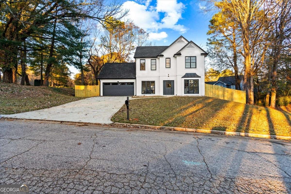 5010 Greenwyck Path Stone Mountain - 2