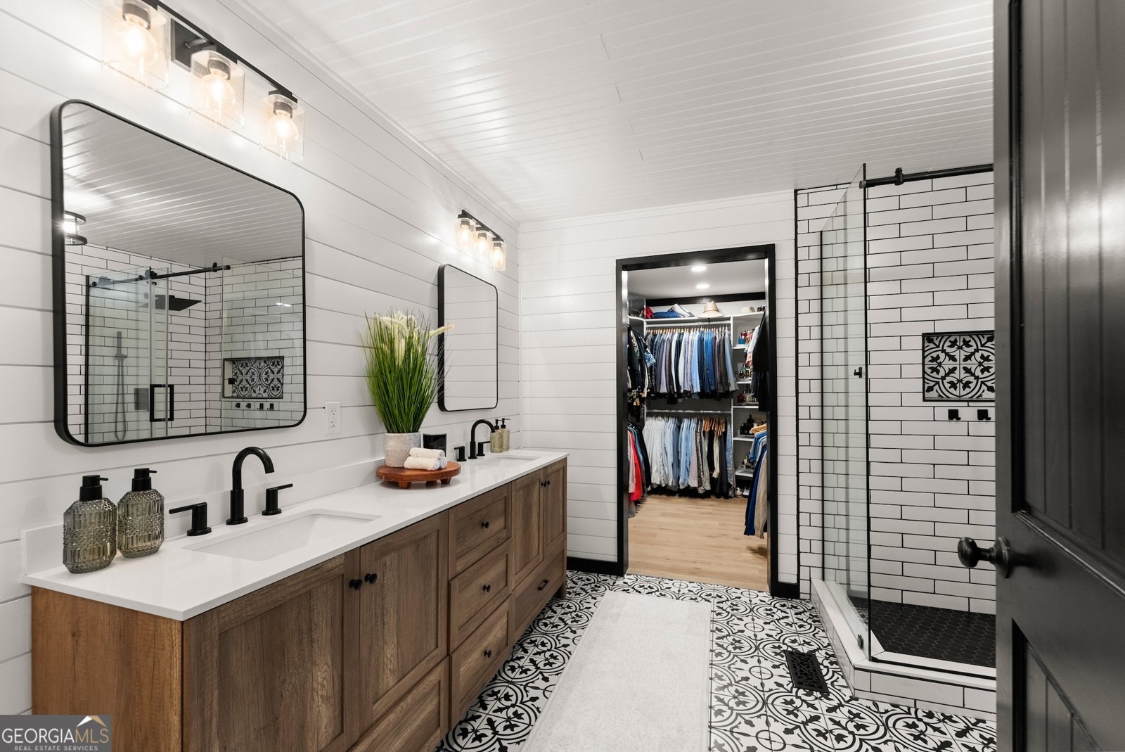 6147 Dahlonega Highway Clermont - 33