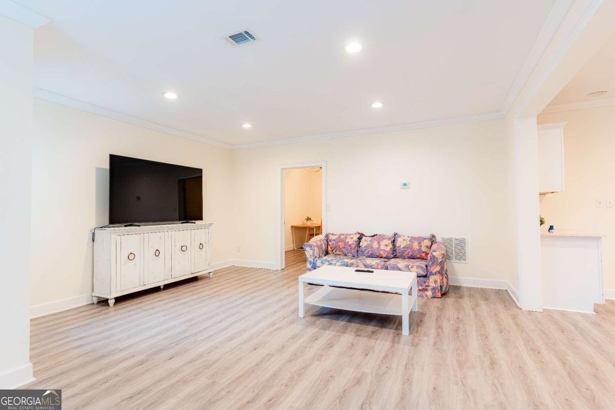 8105 Jot Em Down Road Gainesville - 53