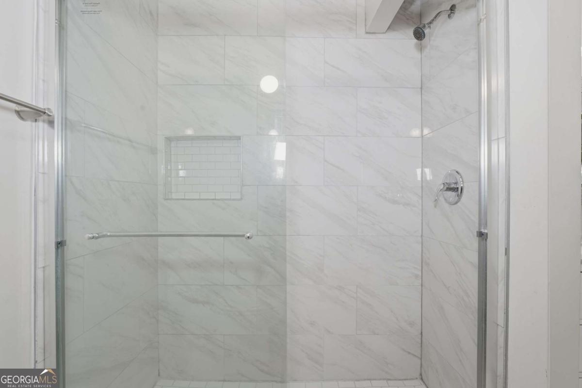 2952 Arrowood Drive Atlanta - 25