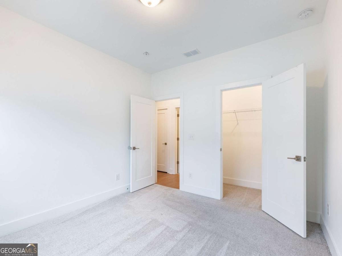 525 Ashbury Drive Roswell - 39