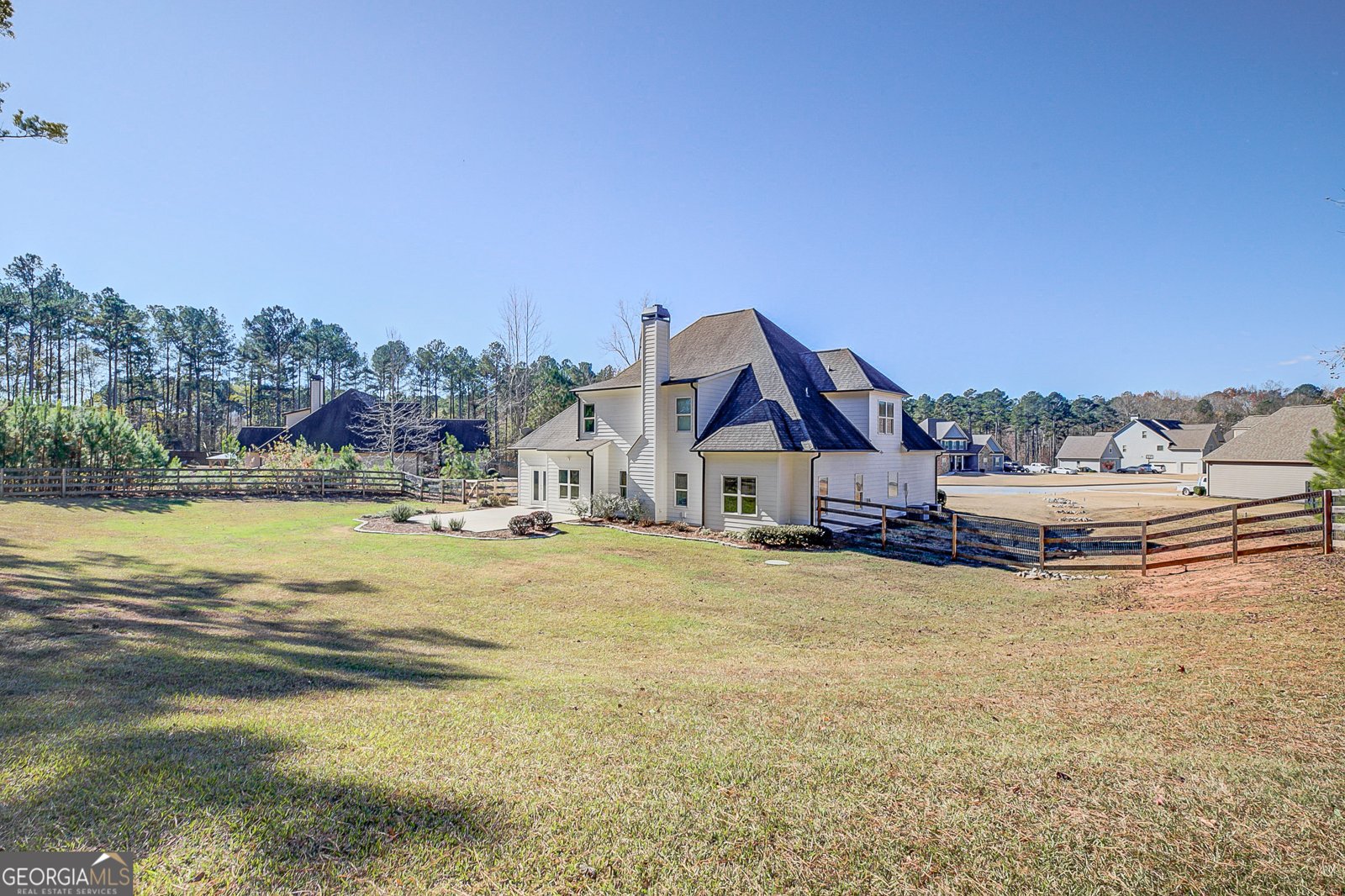 112 Senoya Lane Senoia - 55