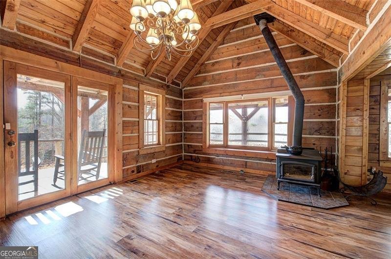 1252 PARIS MOUNTAIN Road Rockmart - 22