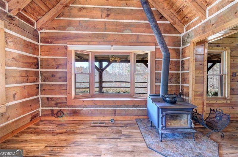 1252 PARIS MOUNTAIN Road Rockmart - 24