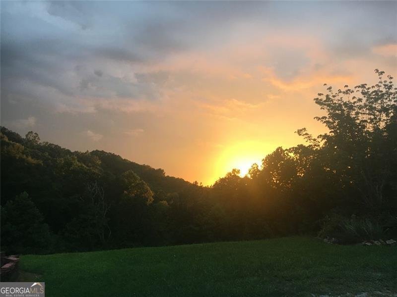 1252 PARIS MOUNTAIN Road Rockmart - 86