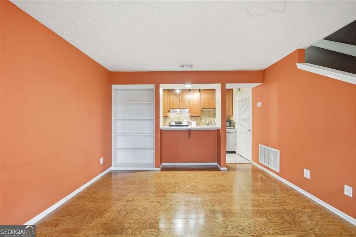 6822 GLENRIDGE Drive Atlanta - 11