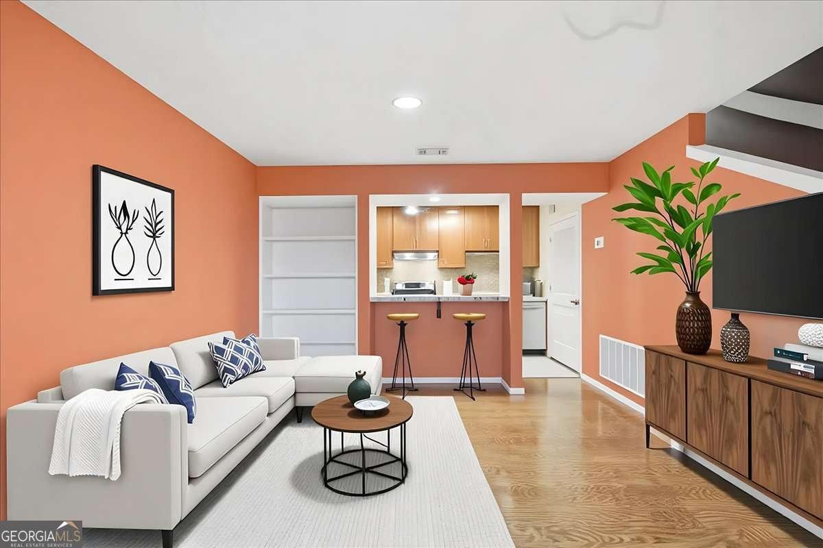 6822 GLENRIDGE Drive Atlanta - 12