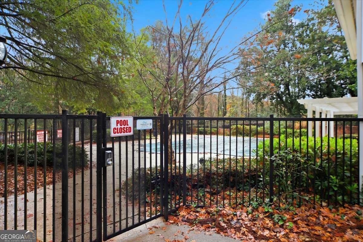 6822 GLENRIDGE Drive Atlanta - 28