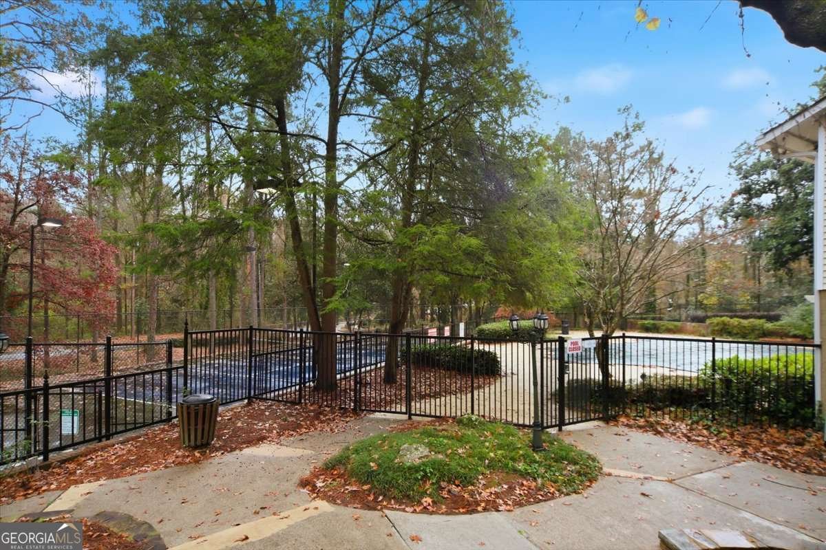 6822 GLENRIDGE Drive Atlanta - 29