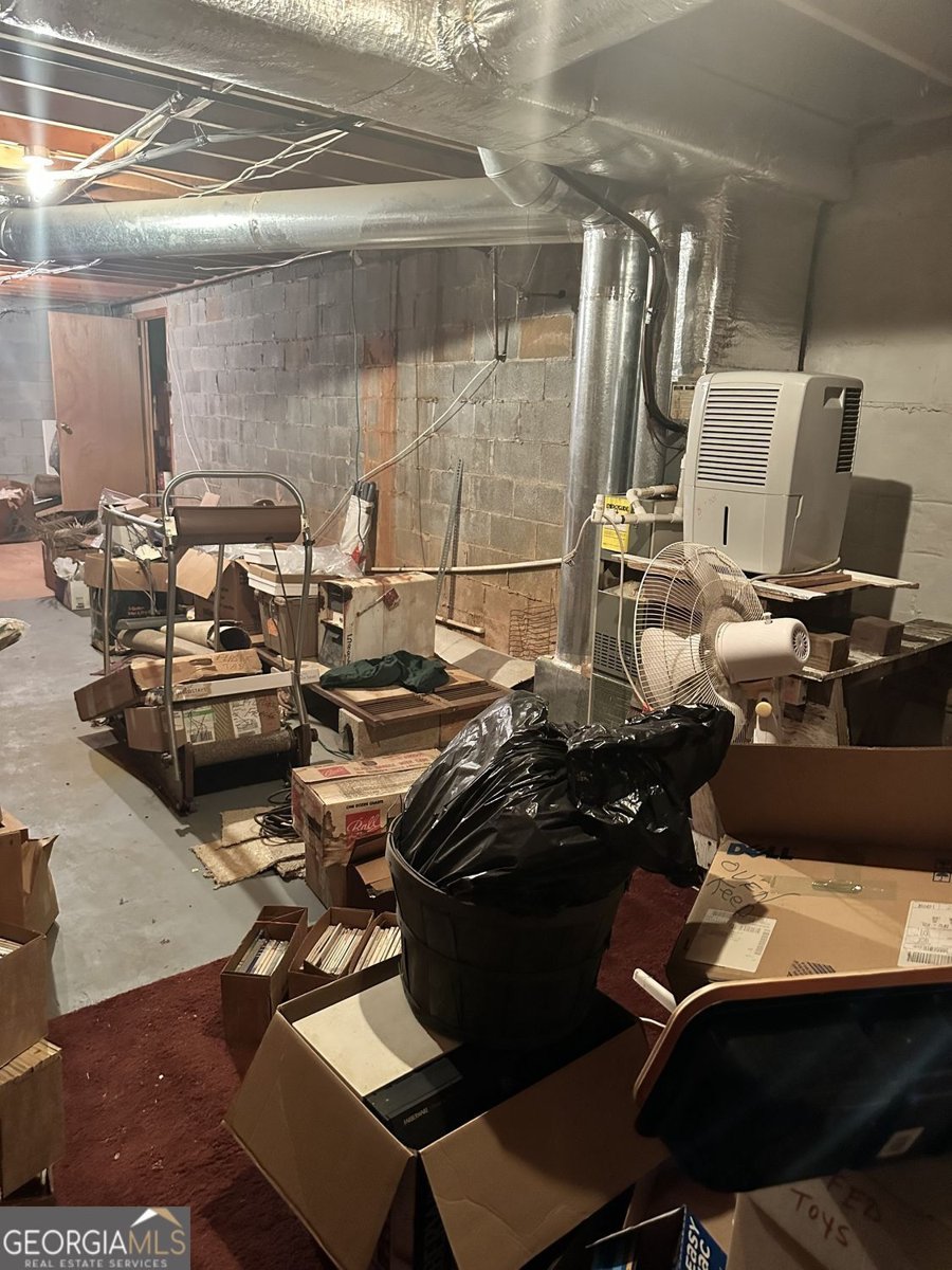 5886 Bear Drive Douglasville - 33