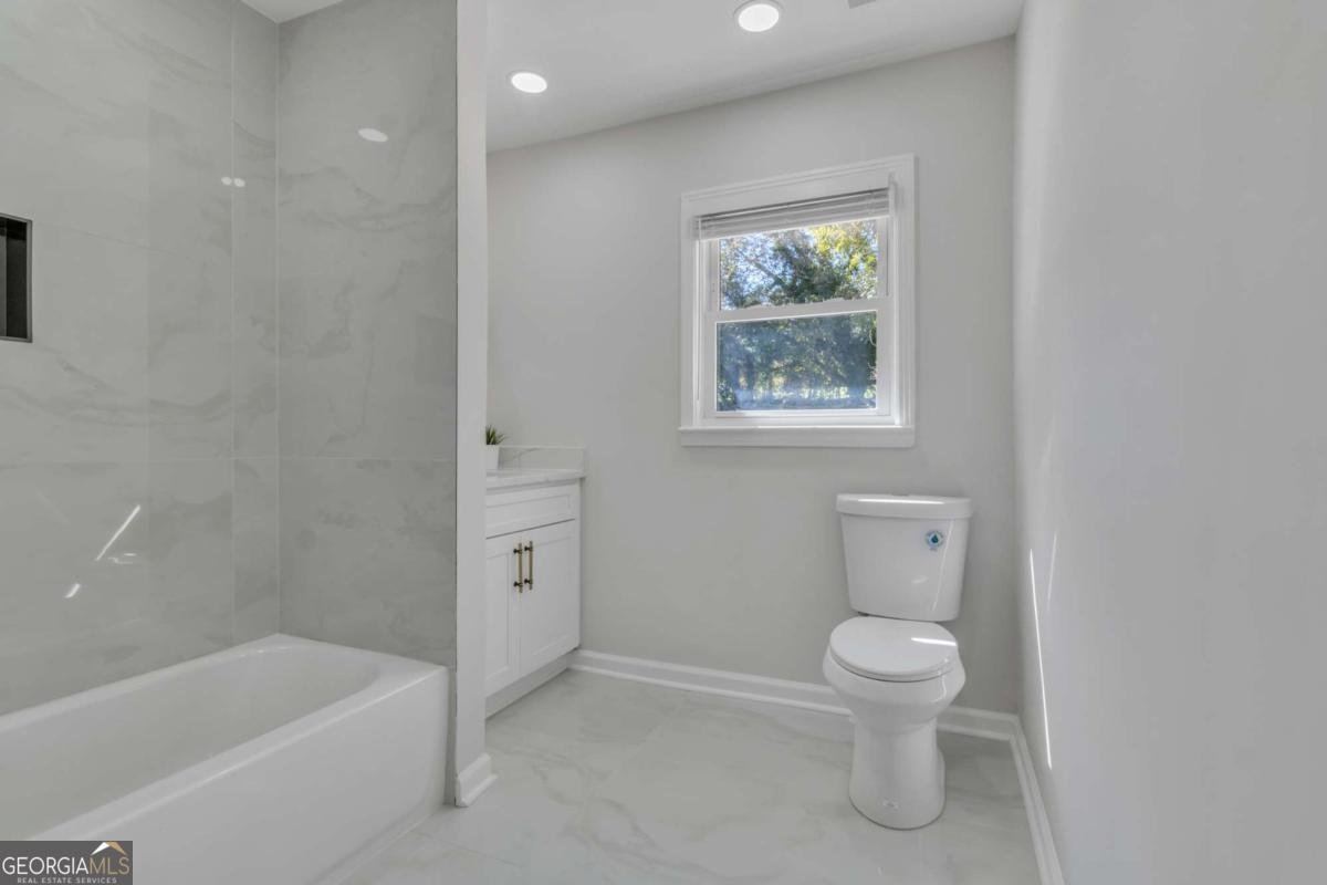 2693 Larkspur Drive Atlanta - 18