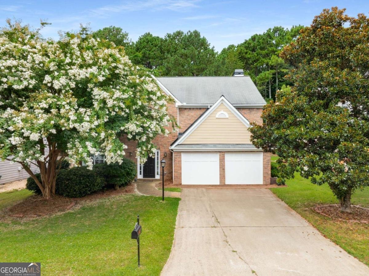 1593 Pinebreeze Drive Marietta - main photo