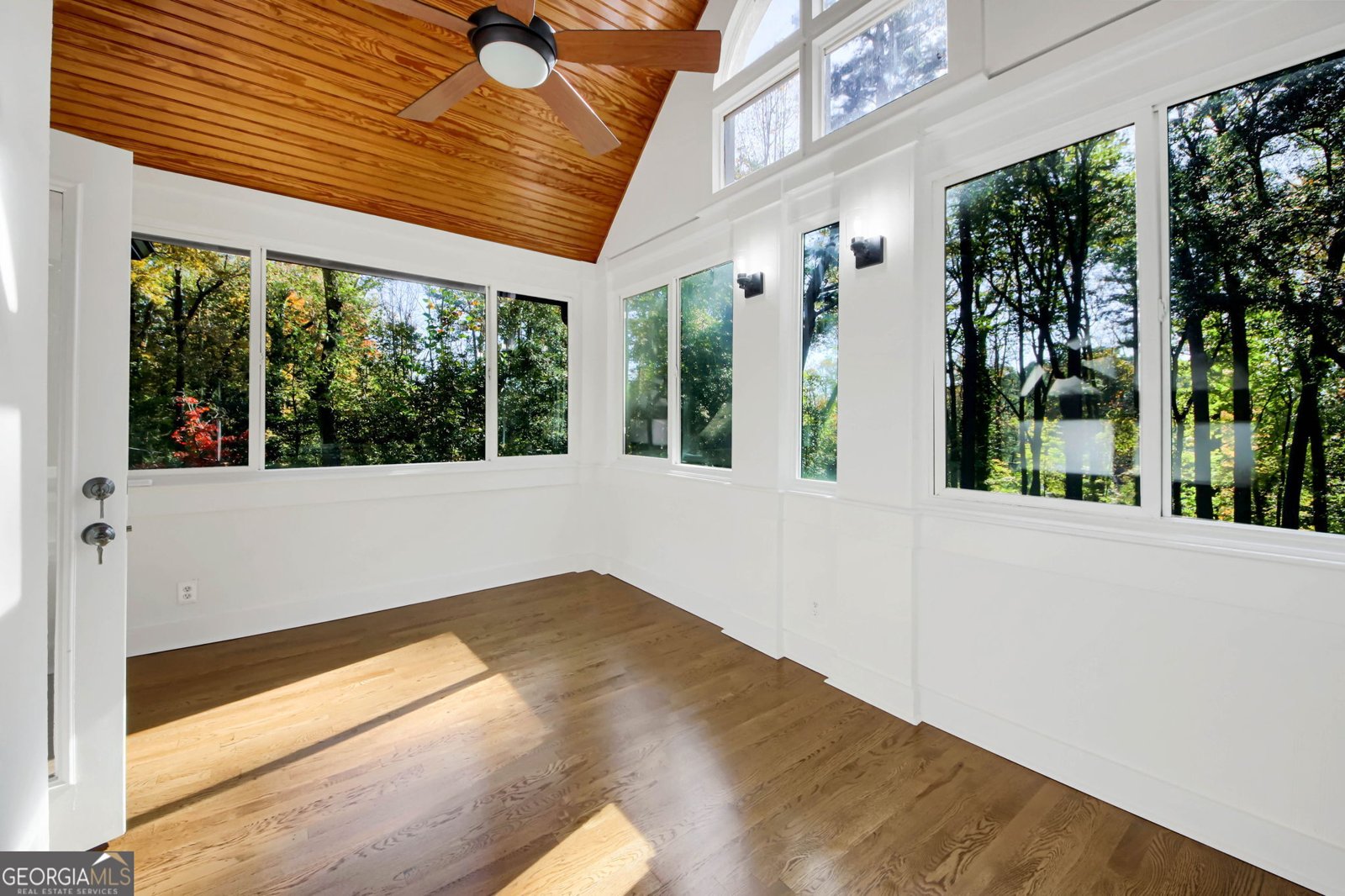 1092 Norwich Circle Atlanta - 30