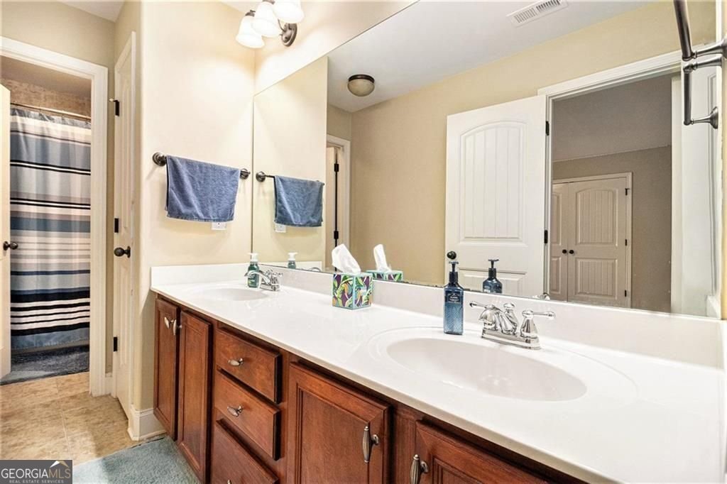 7497 Treehouse Court Douglasville - 33