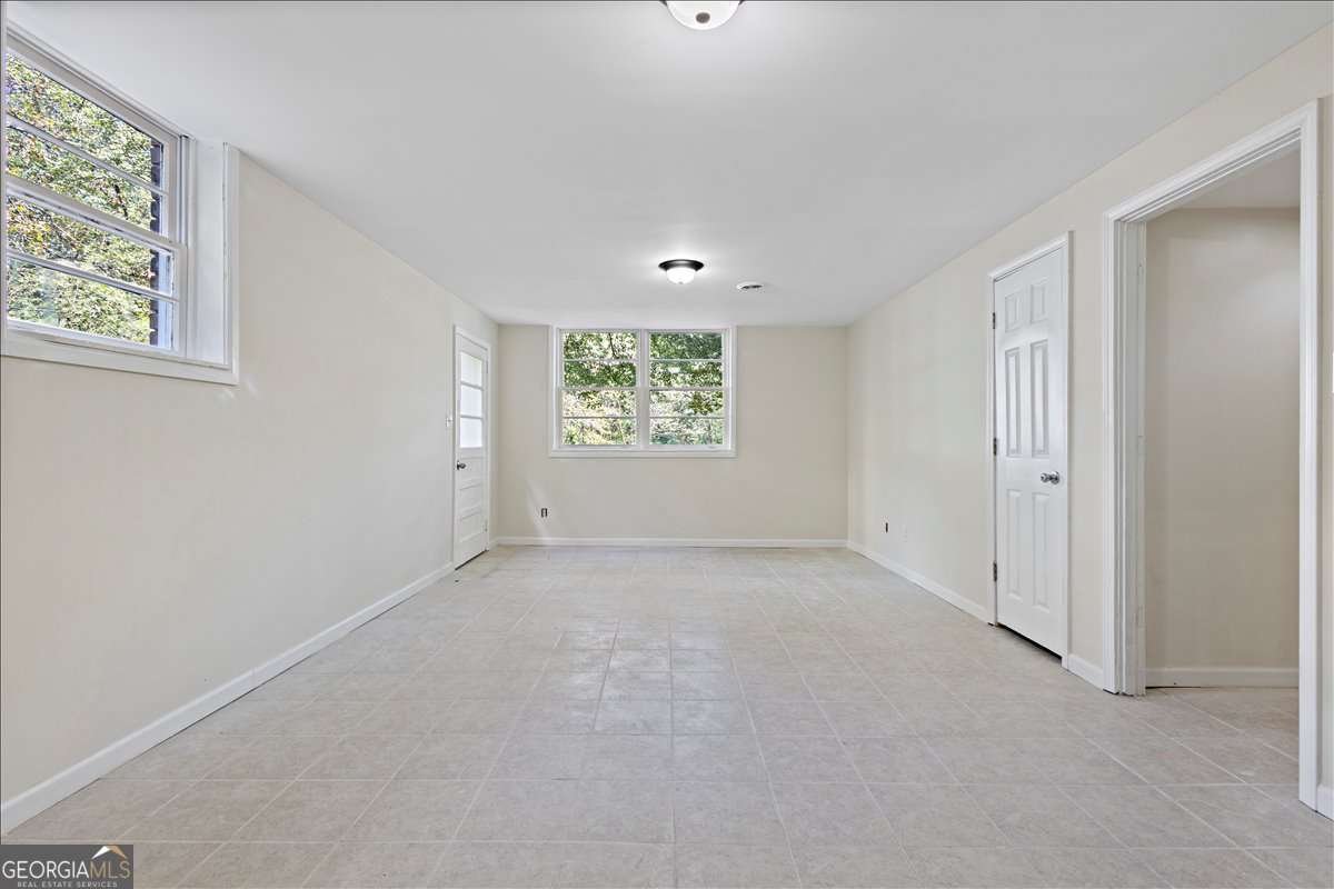 5645 Hammond Drive Norcross - 22