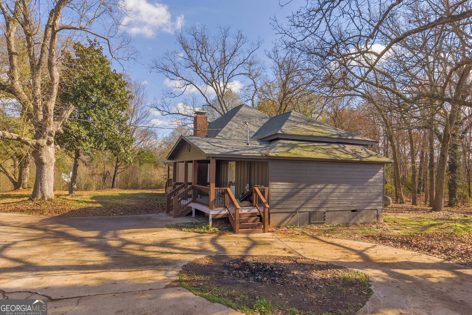 586 Grady School Road Canon - 115