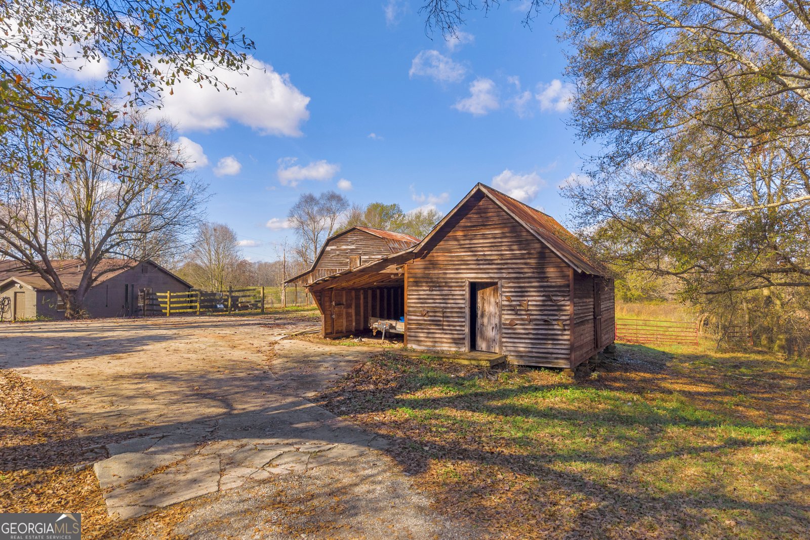 586 Grady School Road Canon - 3